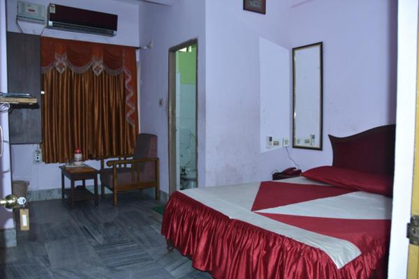 Hotel Sambit Palace Bhubaneswar Bagian luar foto